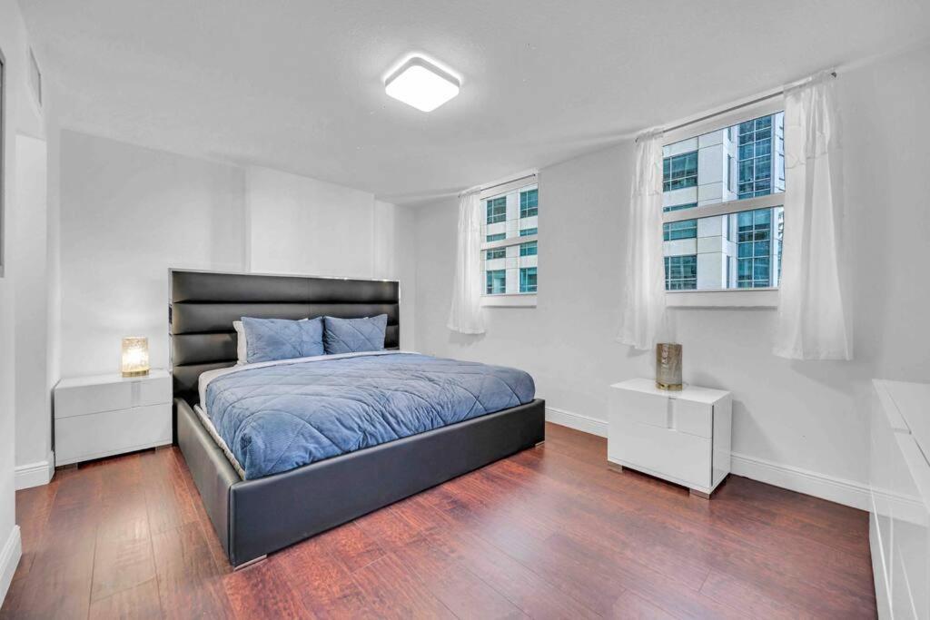 Central Ocean View 3 Bedrooms In Miami W Parking Extérieur photo