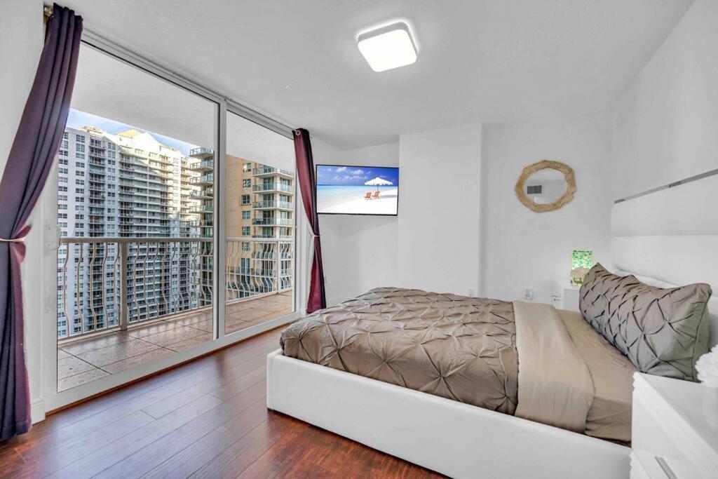 Central Ocean View 3 Bedrooms In Miami W Parking Extérieur photo