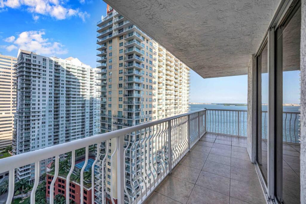 Central Ocean View 3 Bedrooms In Miami W Parking Extérieur photo